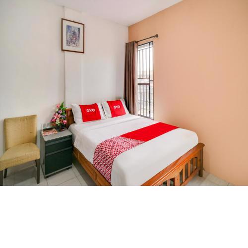 OYO 90024 Botania Homestay & Cafe