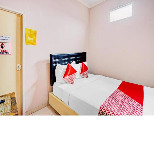 OYO 90234 Dhoho Family Guest House