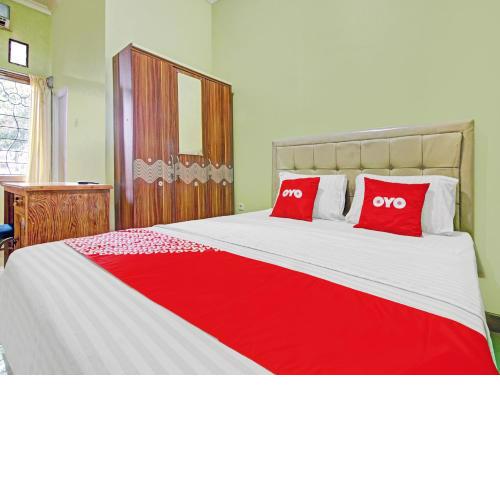 OYO 90409 Kostawira Residence Syariah