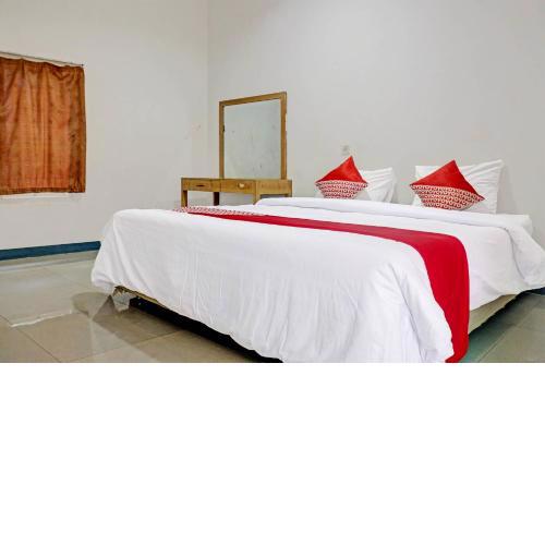 OYO 90483 Homestay Permata Syariah
