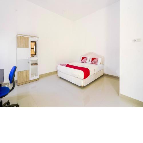 OYO 90595 Ferezsa Kost Syariah