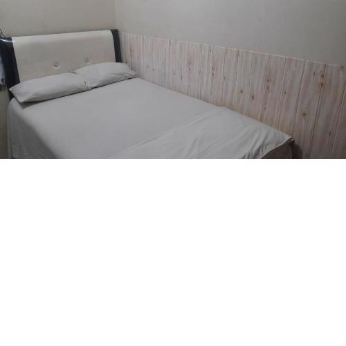 OYO 90706 Kost Alam Jaya Syariah