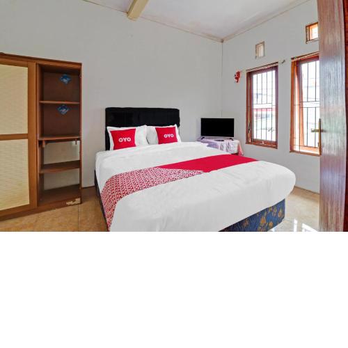 OYO 90815 Guest House Putri Sariwangi Syariah