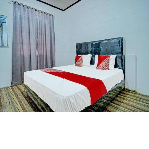 OYO 91562 Hotel & Cafe Angkasa Golat
