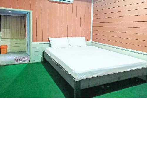 OYO 91768 Hotel Tanjung Permai