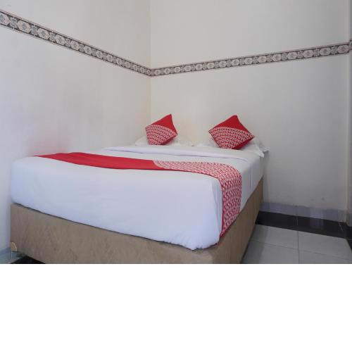 OYO 91900 Wisma Amrach