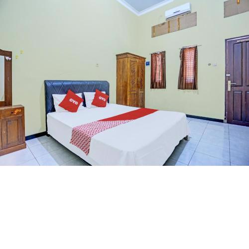 OYO 92387 Ratu Homestay Syariah
