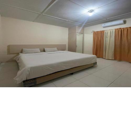 OYO 92463 Deli Hotel Medan