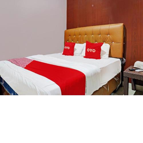 OYO 92556 Jkk Sweet Room