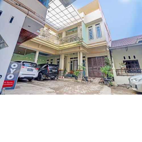 OYO 92596 Al-razzaq Guest House