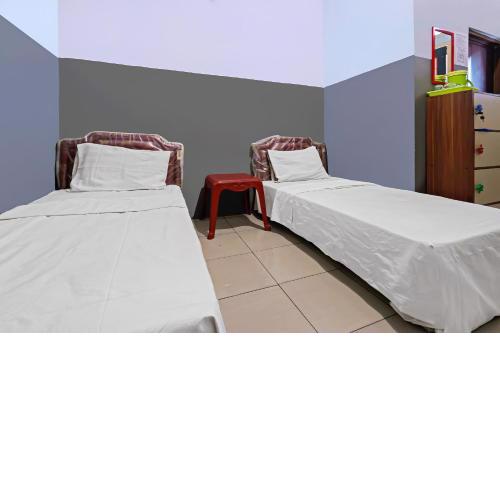 OYO 92893 Santana Residence Syariah