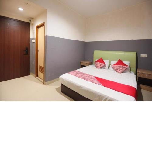 OYO 92988 City Room