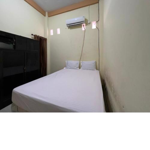 OYO 93053 Ziza Kost82 Syariah
