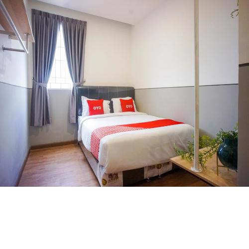 OYO 93064 Alhesa Residence