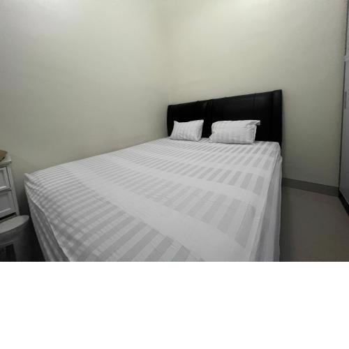 OYO 93074 Wisma Aliyah