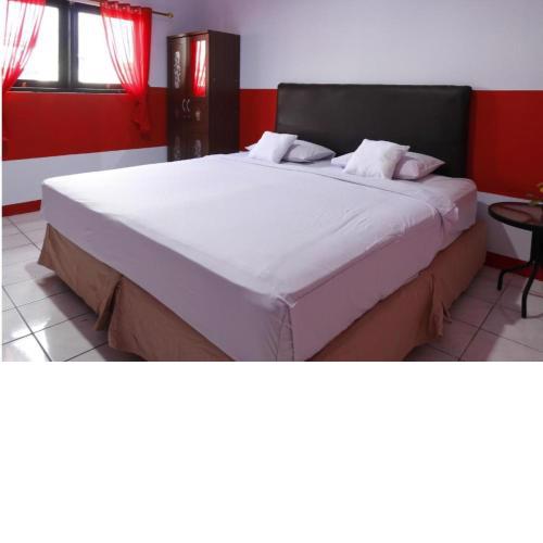 OYO 93168 Permata Ria Hotel