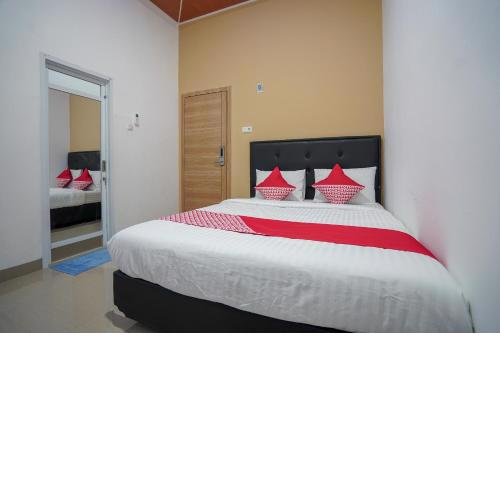OYO 945 Mega Kost 2
