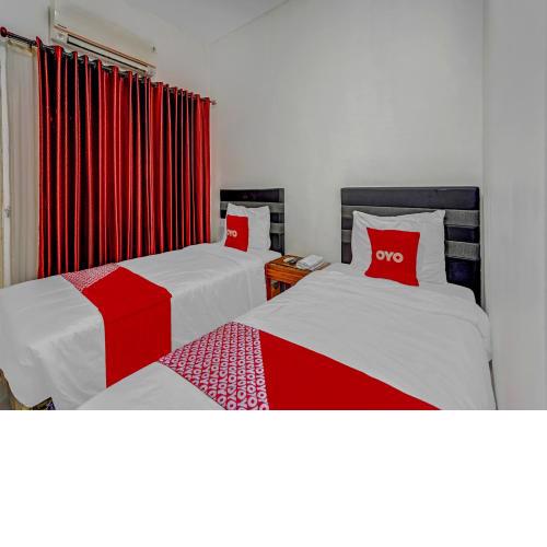 OYO Flagship 90717 Hotel Kalimantan Surabaya