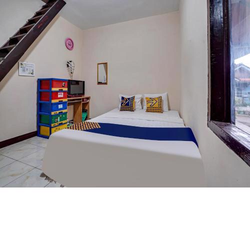 OYO Homes 90917 Eco Tourism Geopark Padalarang Homestay Syariah