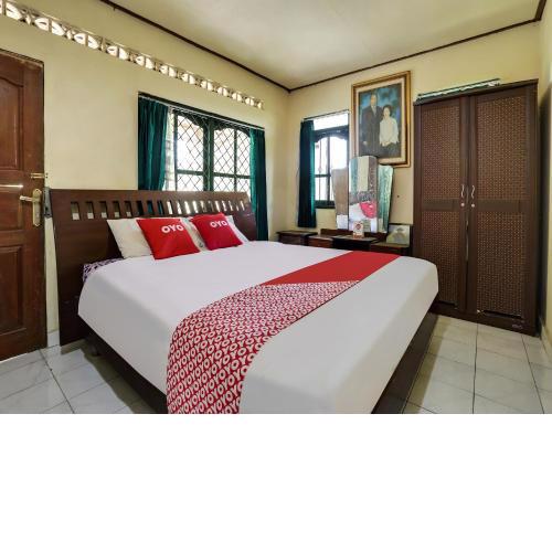 OYO Homes 91094 Desa Wisata Banyuatis