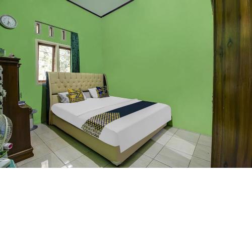 OYO Homes 91153 Desa Wisata Kawasen