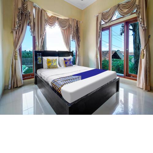 OYO Homes 91156 Eco Tourism Big Farmer Desa Kertawangi Syariah