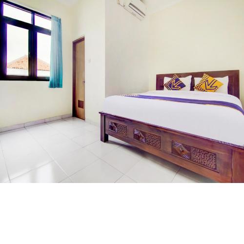 OYO Life 90152 Garuda Bima Residence Syariah