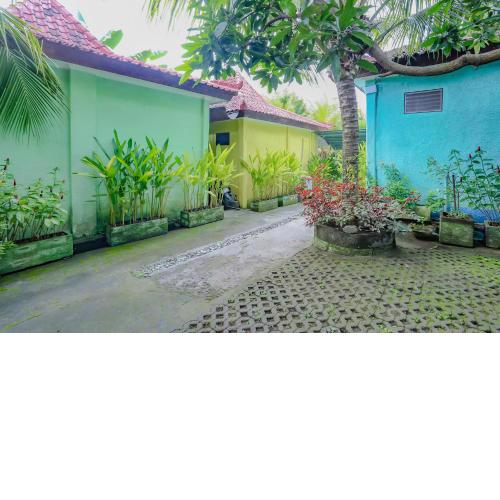OYO Life 90301 Hidden Village Uluwatu