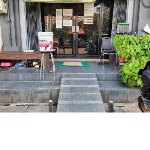 OYO Life 92883 Kost Ratana Cengkareng Syariah