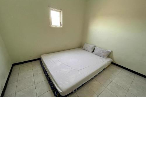 OYO Life 92982 Kost Berkah Ibu