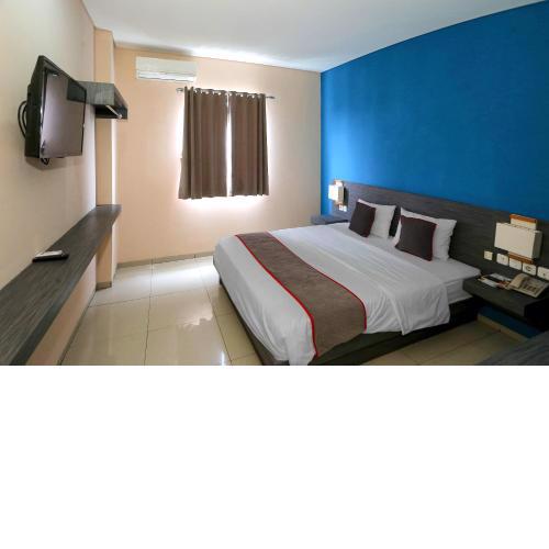 OYO Townhouse OAK Hotel Fiducia Pondok Gede