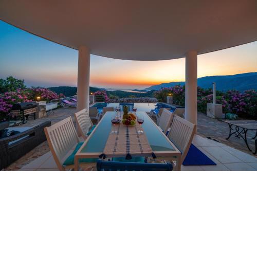 Ozy Villa / Bayındır