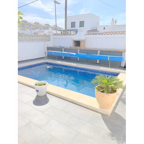 P189B Casa con piscina privada