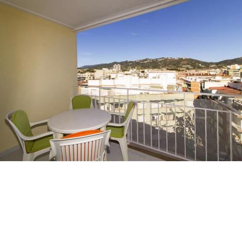P2. OCTAVI, 4 PAX,PINEDA DE MAR
