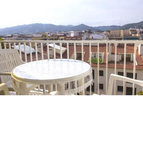 P2, PEGASO, 4 pax, PINEDA DE MAR