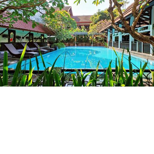 Paku Mas Hotel