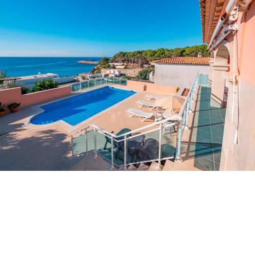 Palamos Villa Sleeps 8 Pool WiFi