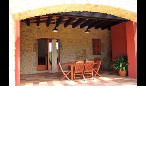 Pals Villa Sleeps 6 with Pool and Air Con