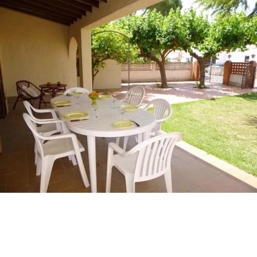 PANI Casa con jardín