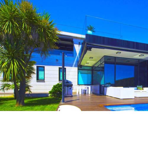 Panoramic Sea view Villa in Sanxenxo with Pool
