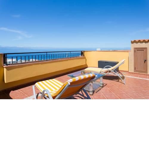 Panoramic See Views Duplex Apartment