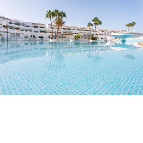 Parque Don José with heated pool and wifi
