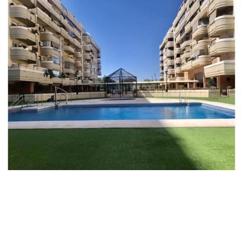 Parque Litoral Malaga-Modern Centric Apartment in Malaga by Rafleys
