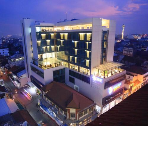 Pasar Baru Square Hotel Bandung