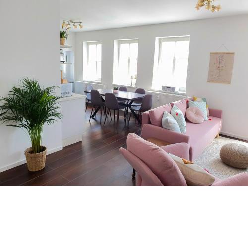 PB Ferienwohnungen - FeWo 7 - Stilvoll eingerichtetes Apartment im Herzen Senftenbergs