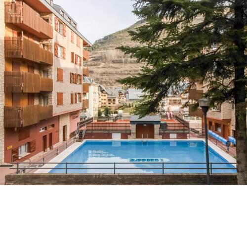 Peaceful Apartment in Vielha with Swimming Pool