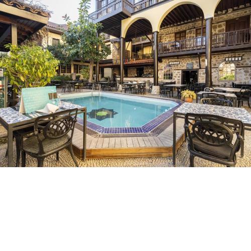 Peaceful Flat near Hadrians Gate