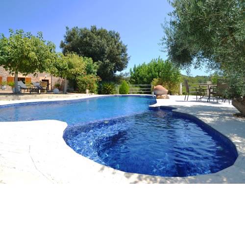 Peaceful Holiday Home with Private Pool in Alcudia Majorca