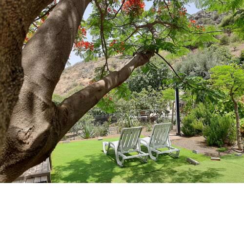 Peaceful house, set on a vineyard & beautiful views
