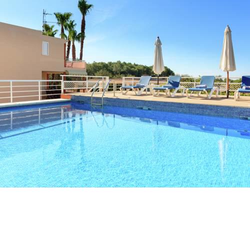 Peaceful Villa on Balearic islands with Swimming Pool